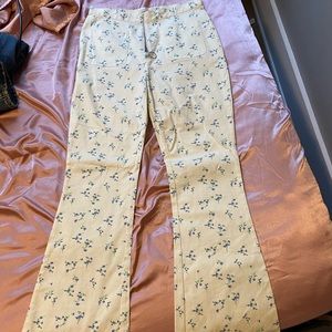 Urban Outfitters wide legs! Spring and floral
